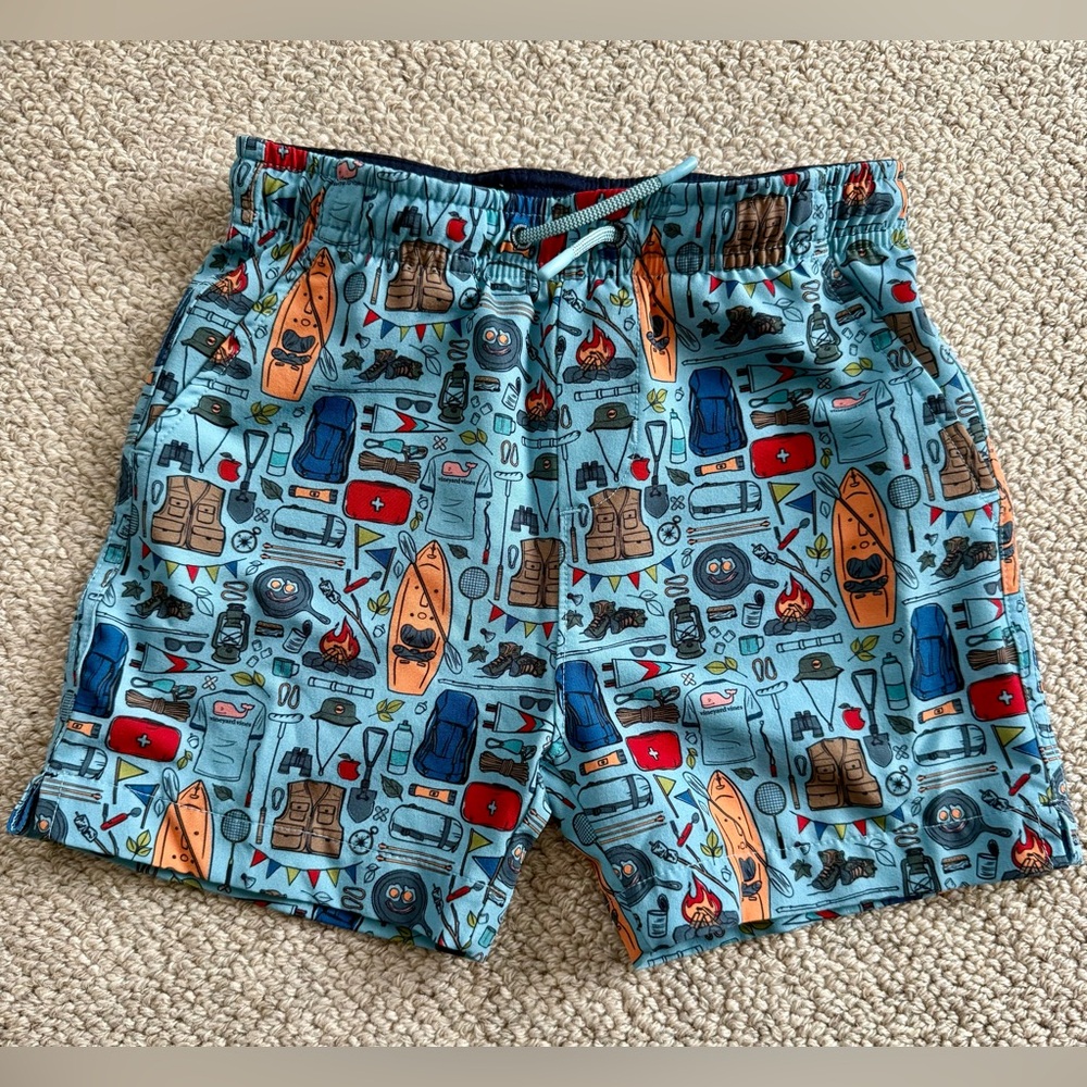 Vineyard Vines Camping Motif Shorts